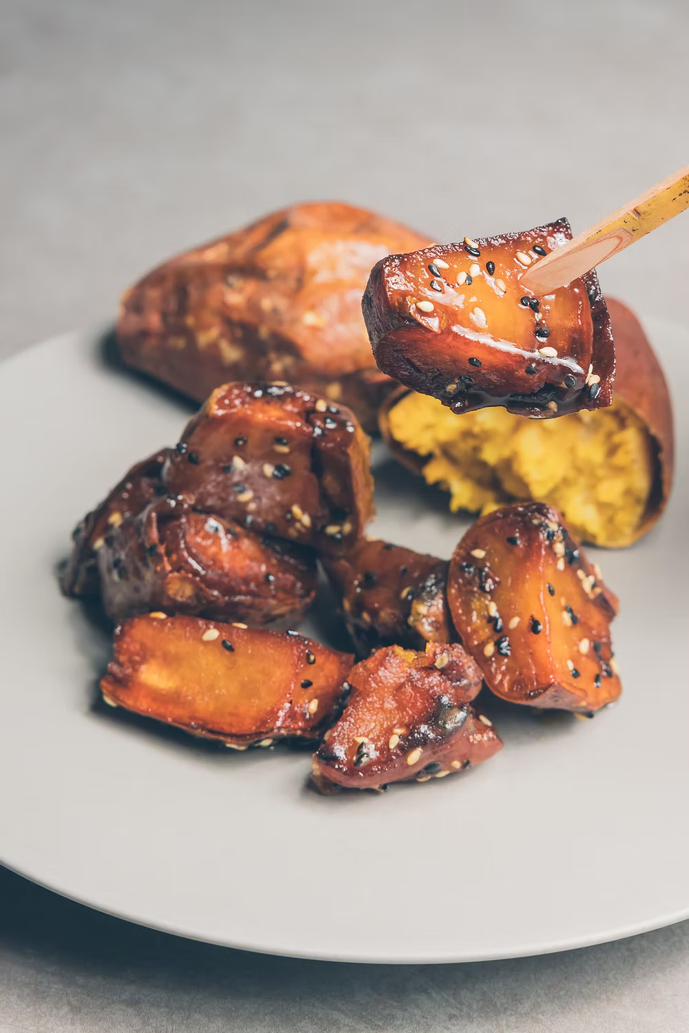 熟成炭火焼き安納芋の大学いも – & OIMO TOKYO