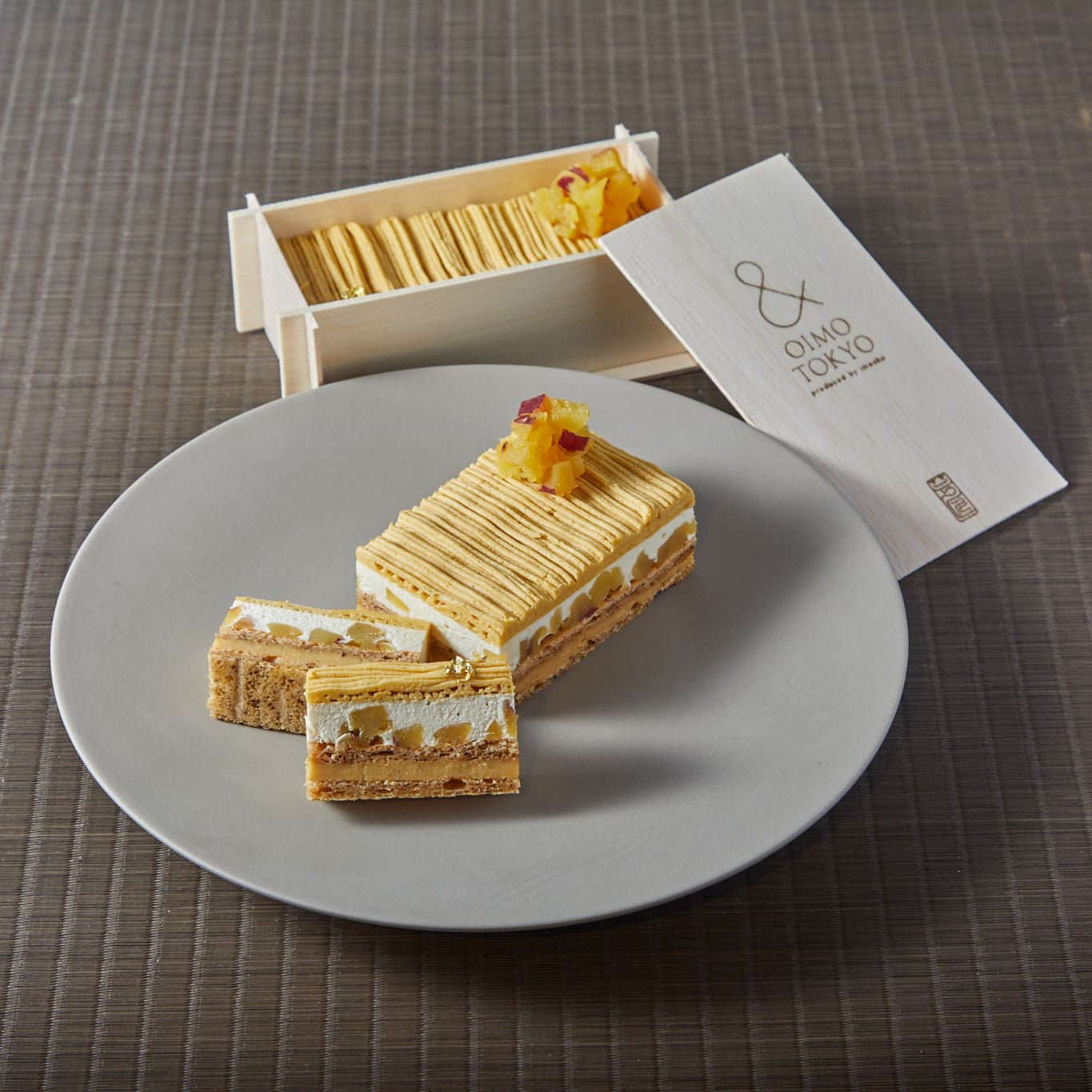 蜜芋モンブランケーキ